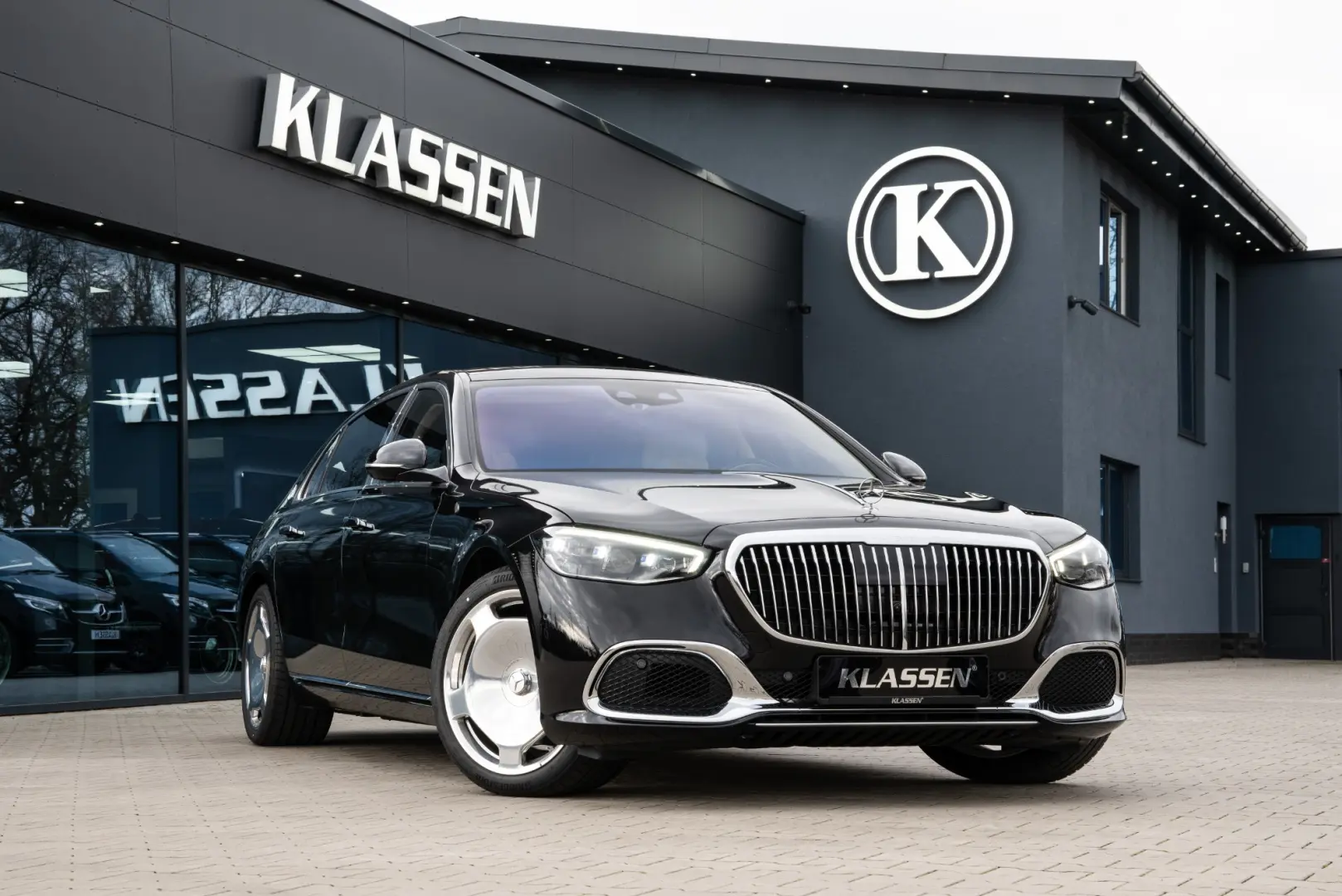 Mercedes-Benz  Maybach 580 S 4Matic Inspiration+ 9G-Tronic 2