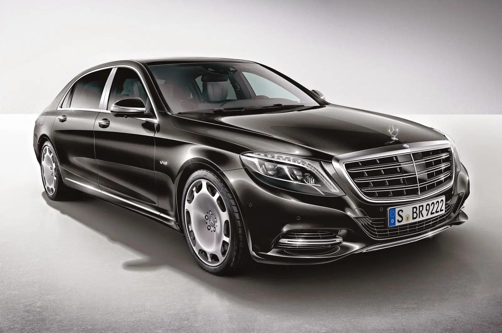 Mercedes-Benz  Maybach 600 S 9G-Tronic 6