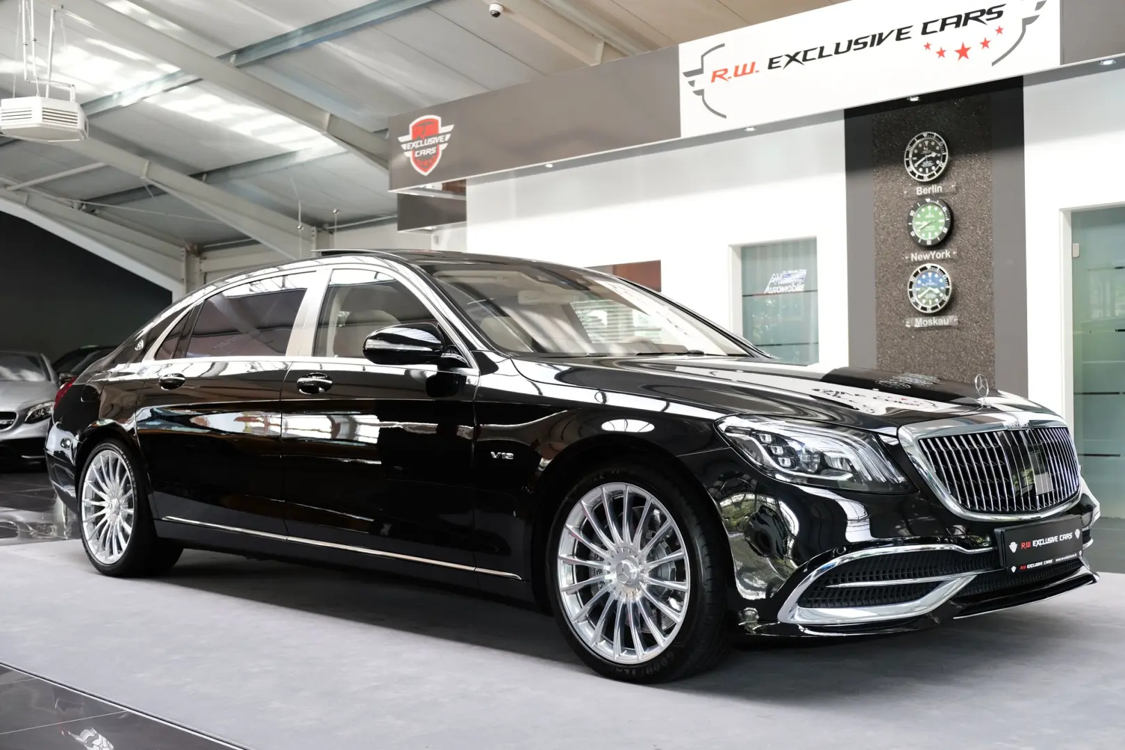 Mercedes-Benz  Maybach 650 S 4Matic Speedshift Plus 2