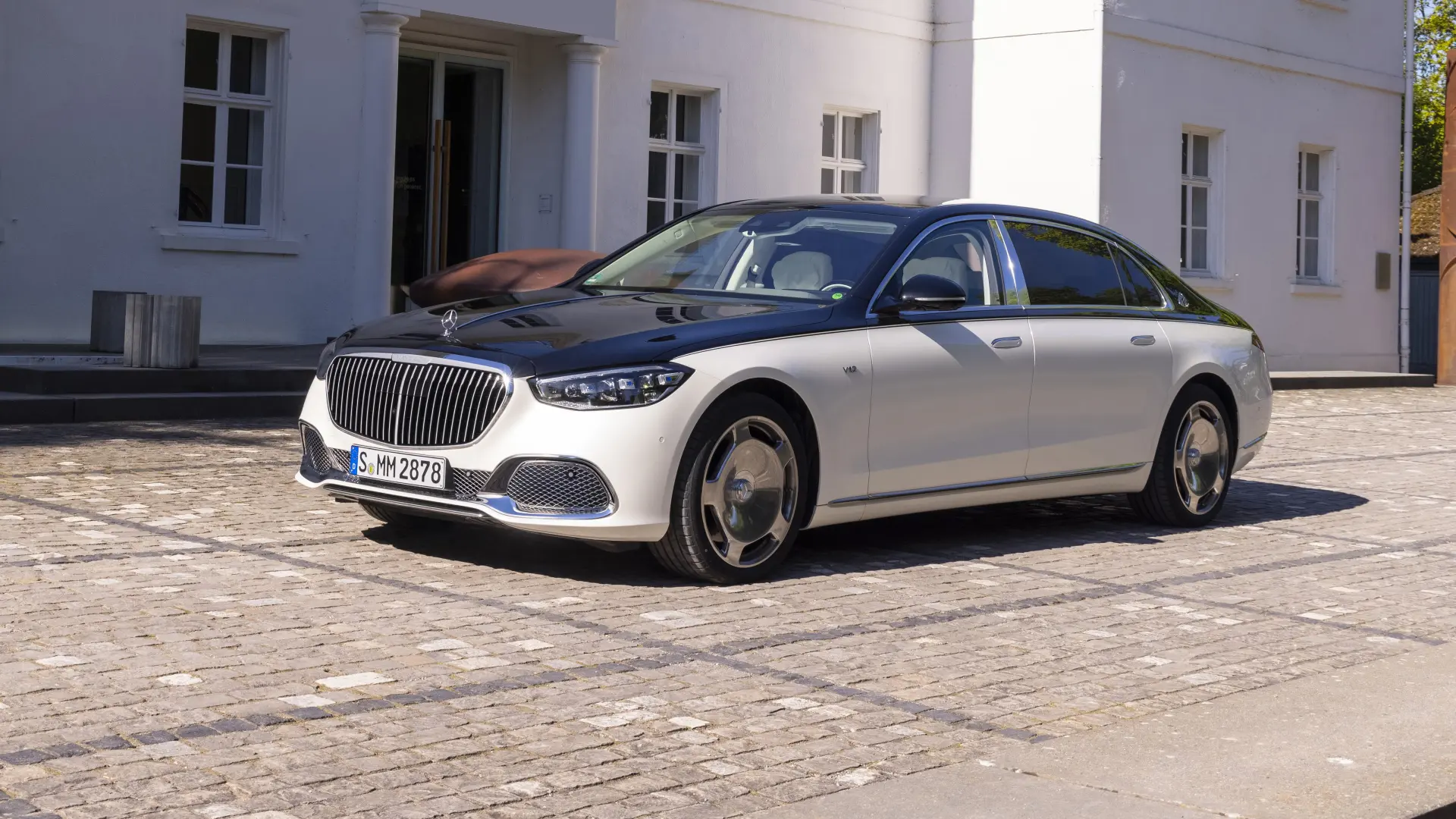 Mercedes-Benz  Maybach 680 S 4Matic 9G-Tronic 1