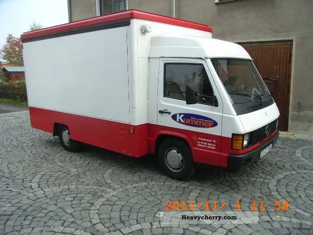 Mercedes-Benz MB MB 100 2.4 D 6