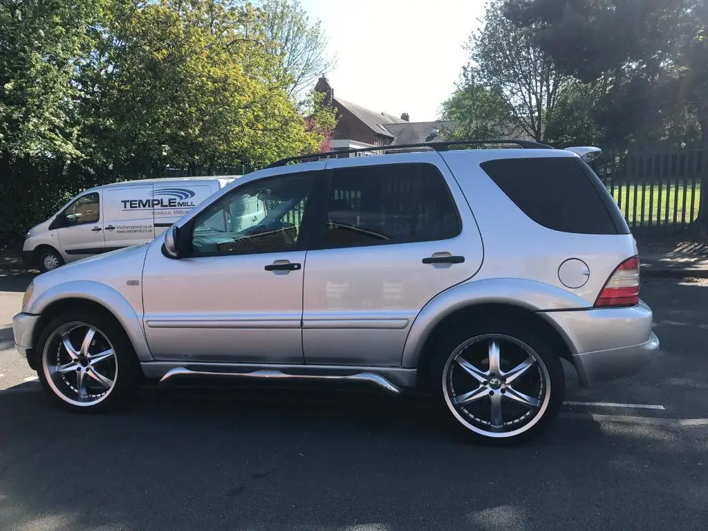 Mercedes-Benz ML ML 270 CDI 5
