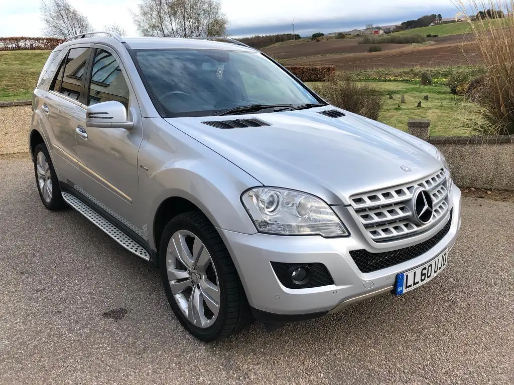 Mercedes-Benz ML ML 300 CDI Grand Edition 5