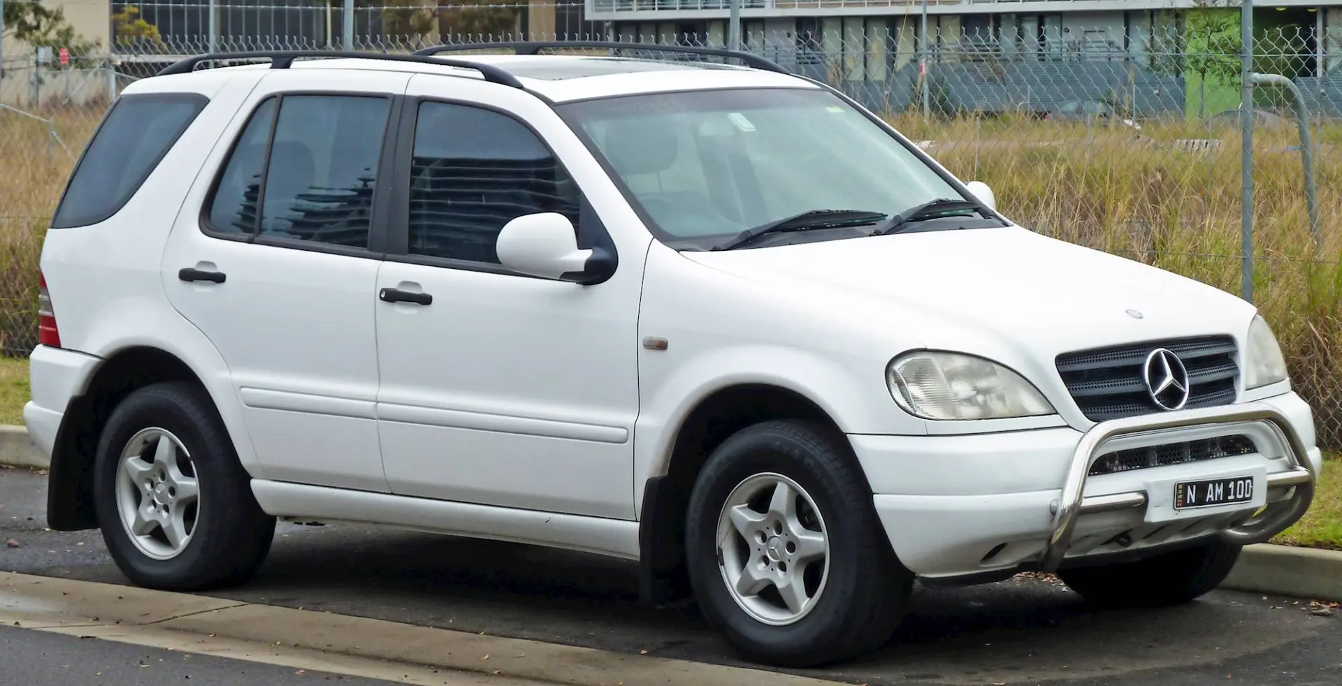 Mercedes-Benz ML ML 320 1