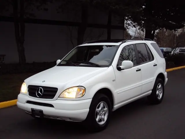 Mercedes-Benz ML ML 320 2