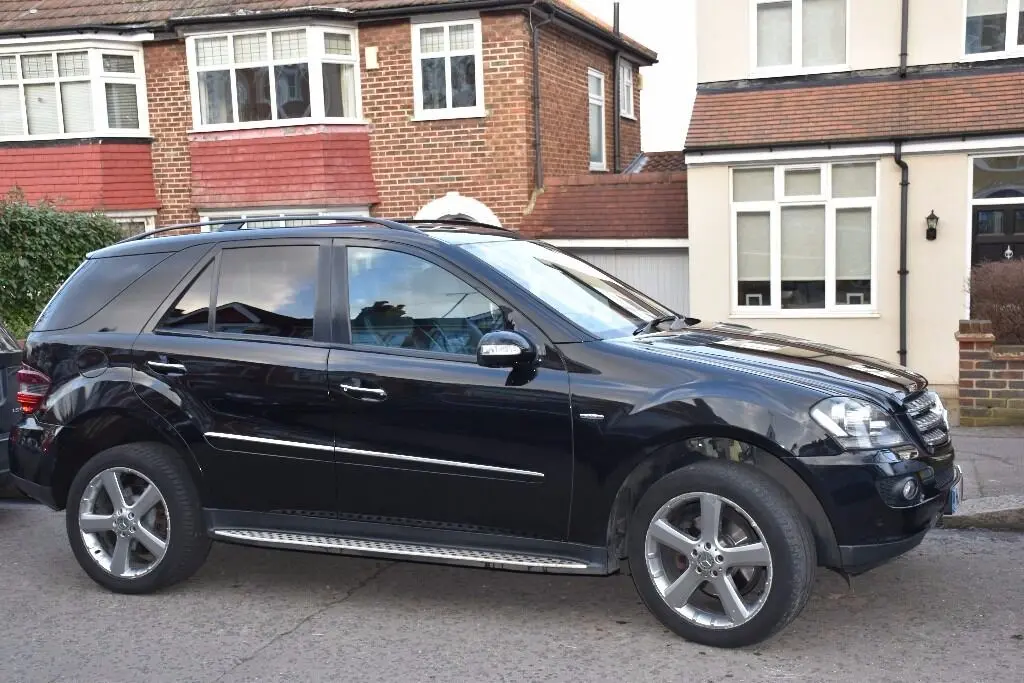 Mercedes-Benz ML ML 320 CDI Edition10 5