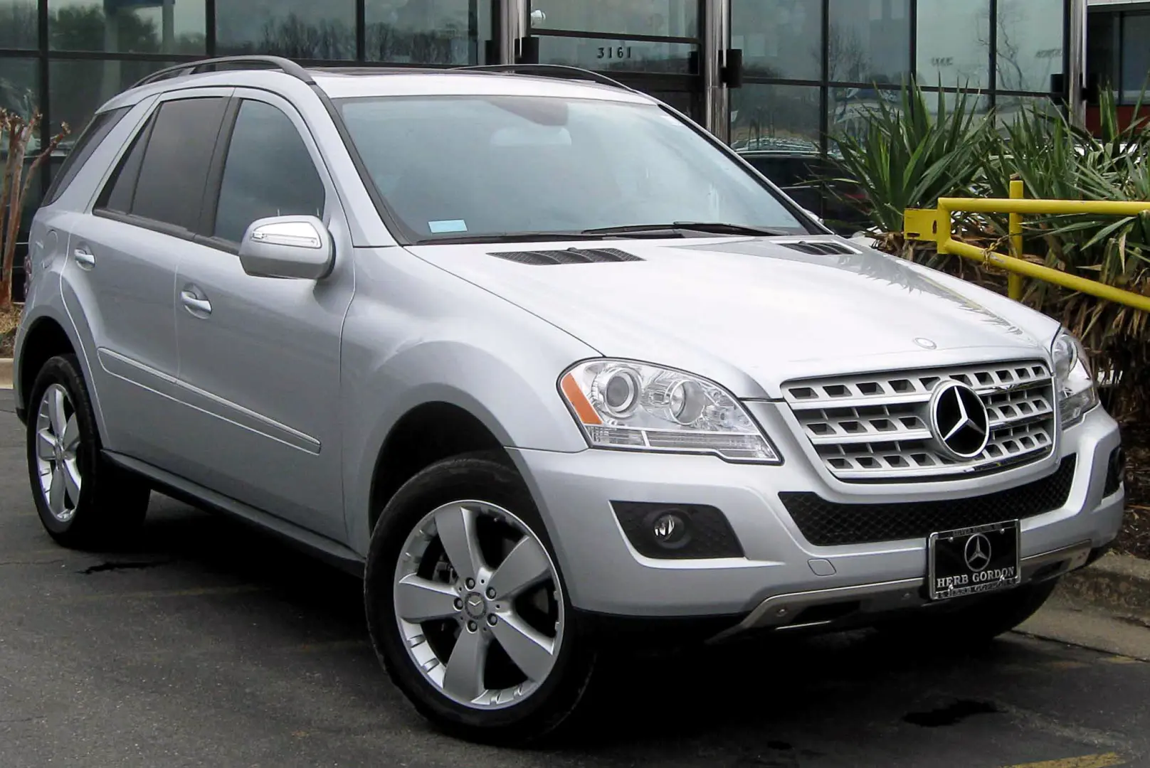 Mercedes-Benz ML ML 350 3