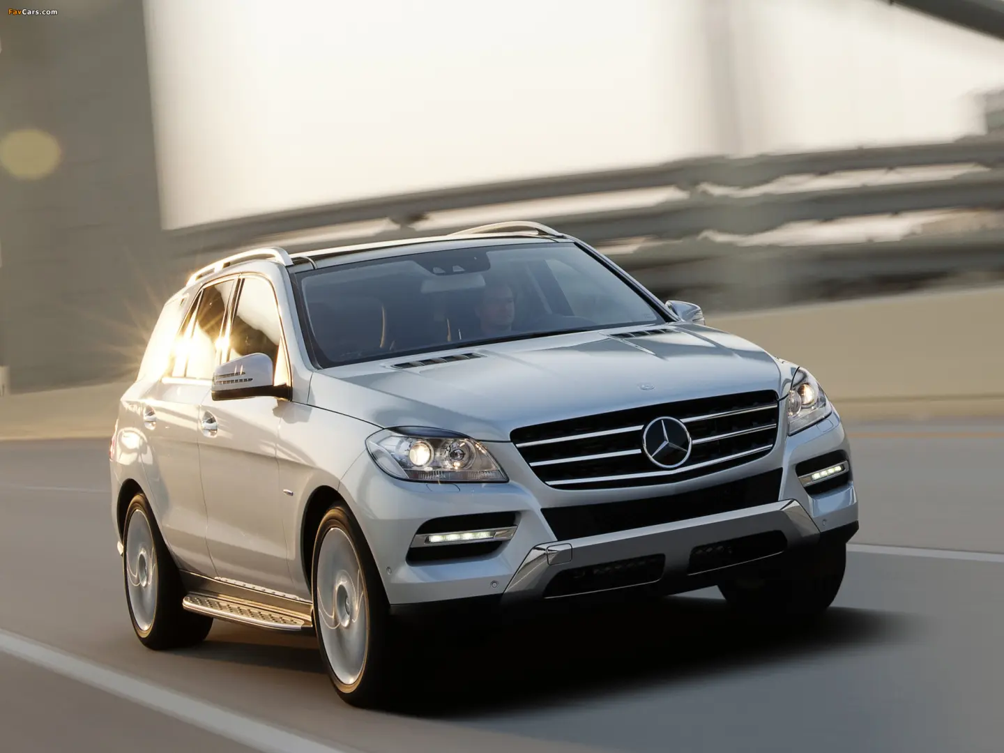 Mercedes-Benz ML ML 350 BlueEFFICIENCY 0