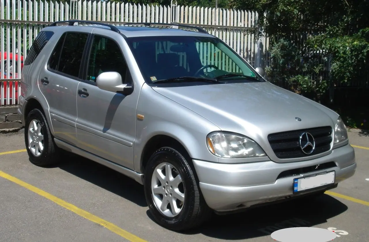 Mercedes-Benz ML ML 430 1