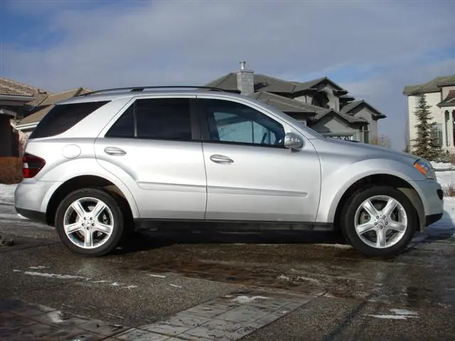 Mercedes-Benz ML ML 500 7