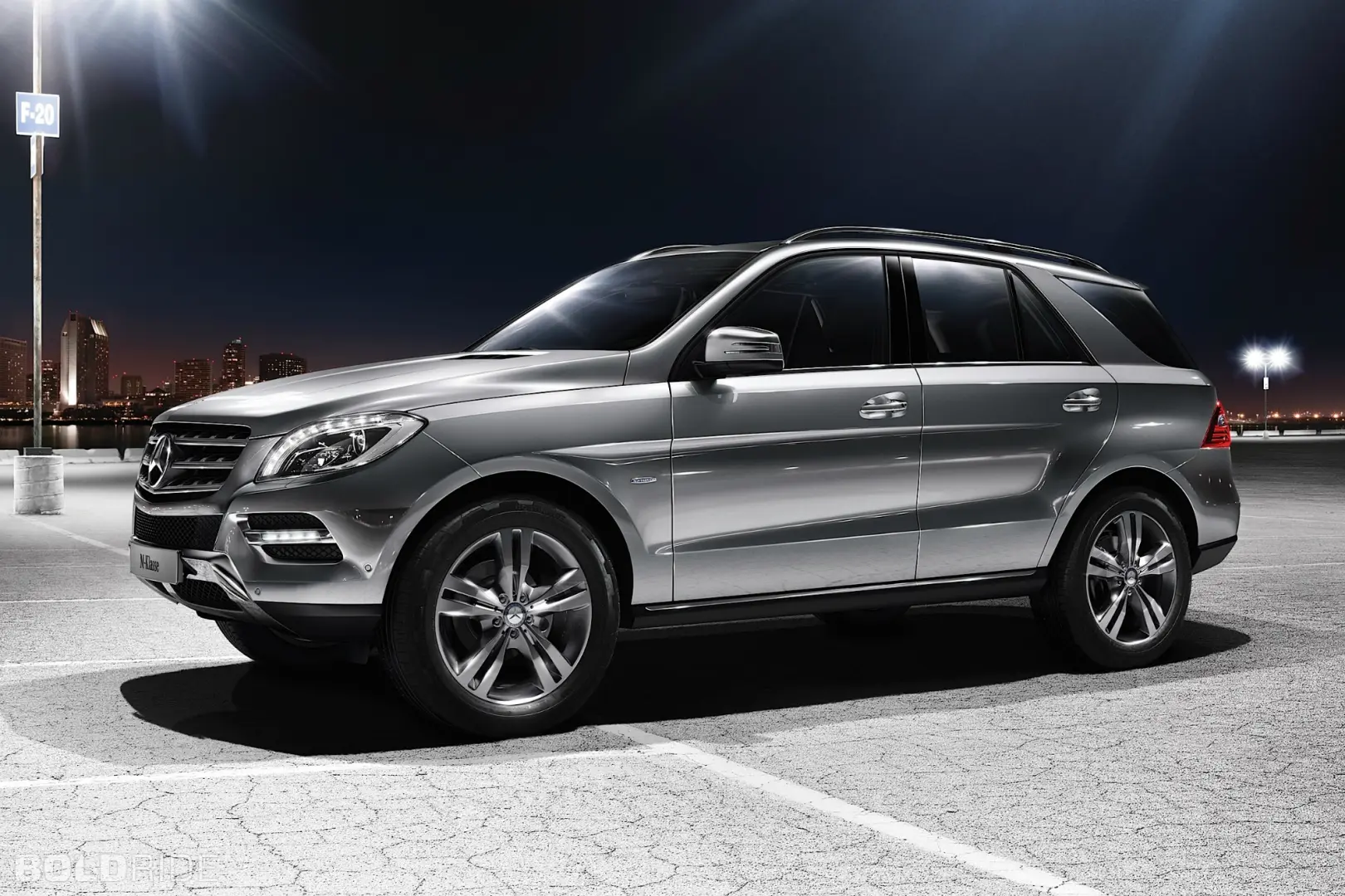 Mercedes-Benz ML ML 500 4Matic 3