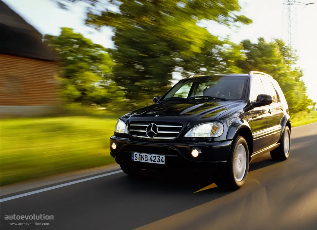 Mercedes-Benz ML ML 55 AMG 7