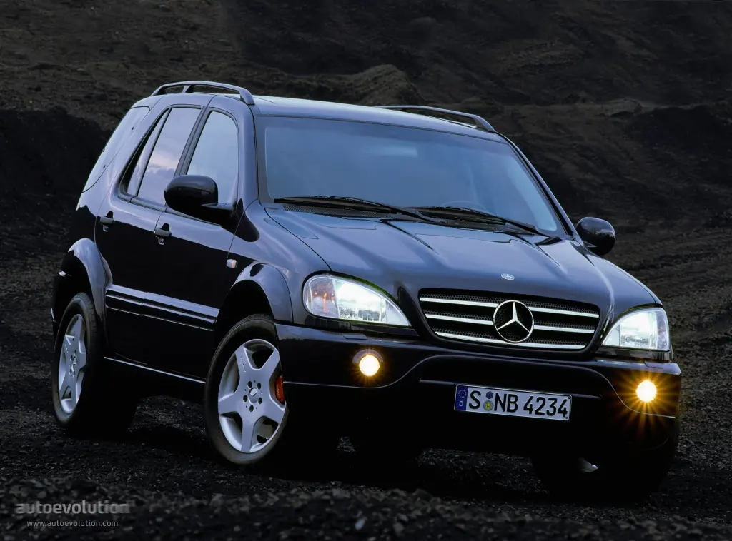 Mercedes-Benz ML ML 55 AMG 1