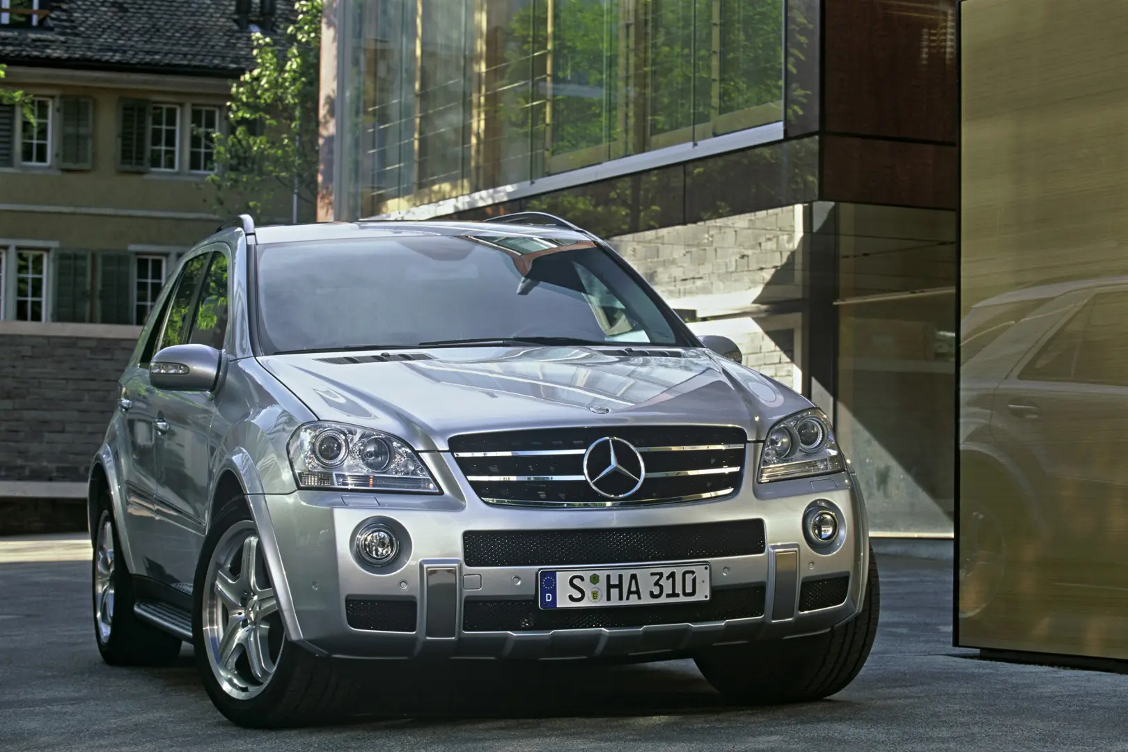 Mercedes-Benz ML ML 63 AMG 5