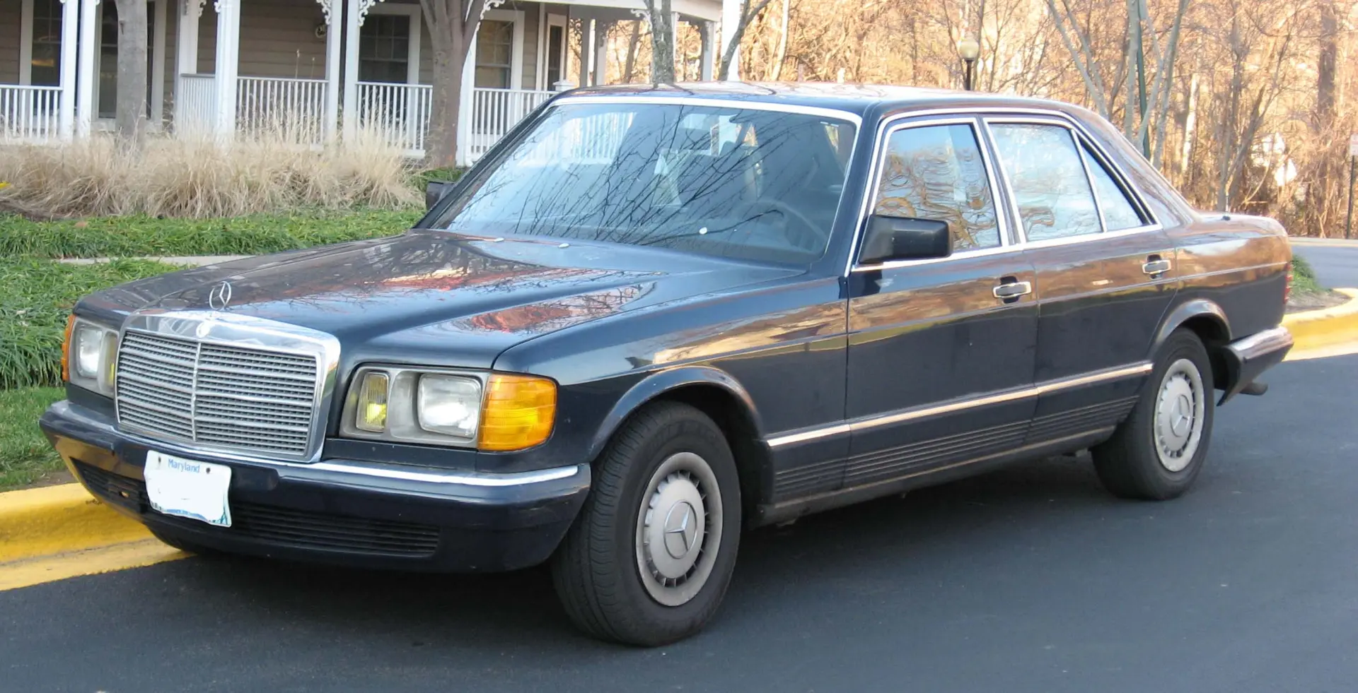Mercedes-Benz  S 260 SE 3