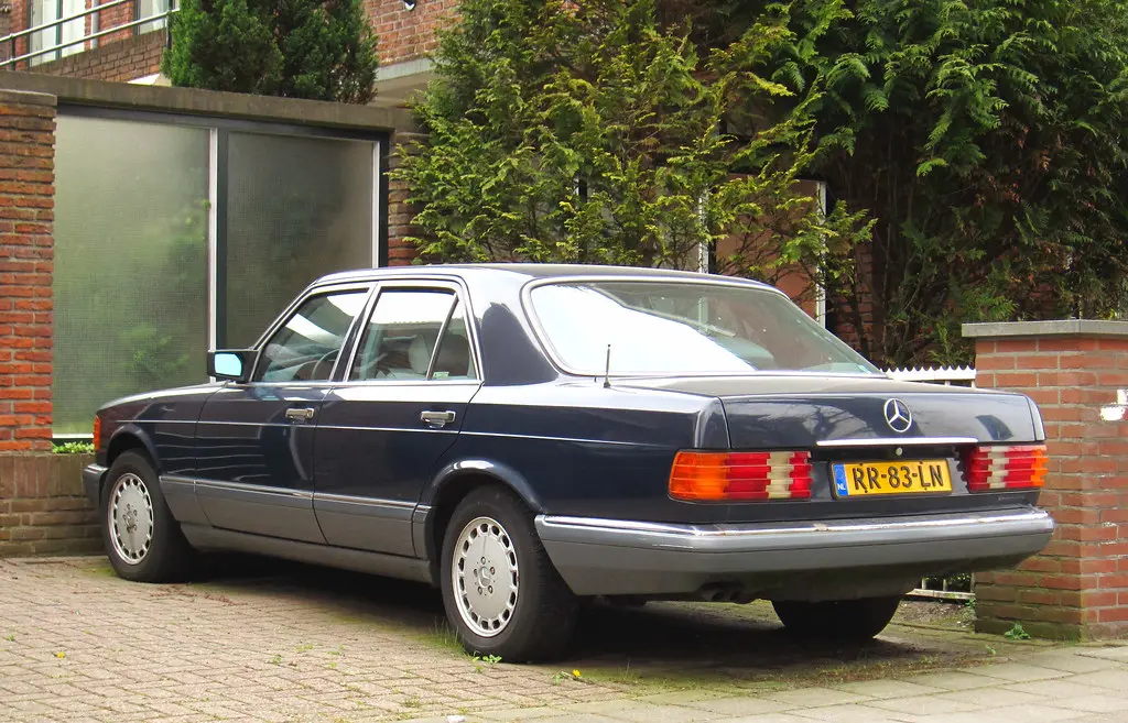 Mercedes-Benz  S 260 SE 5
