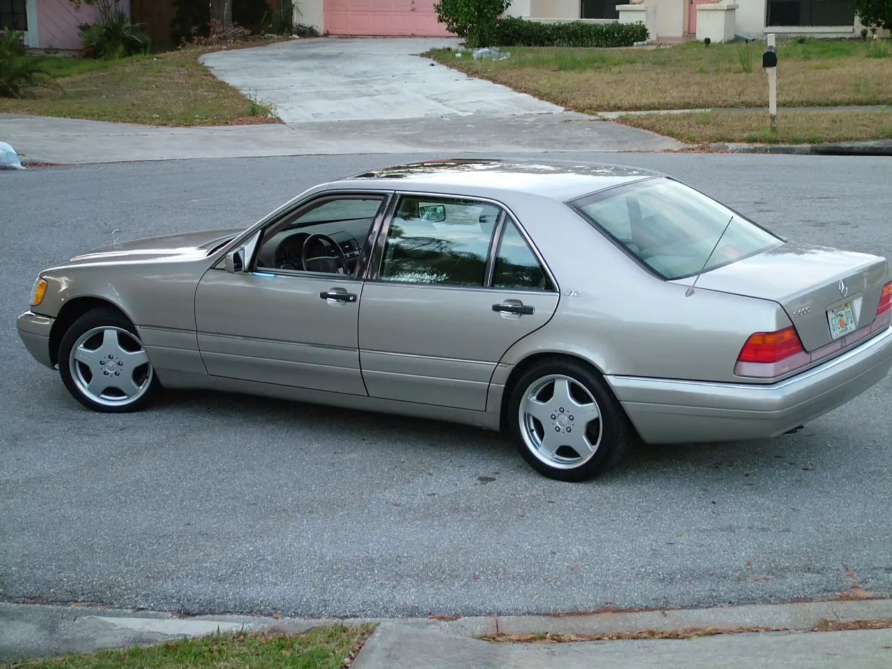 Mercedes-Benz  S 280 1