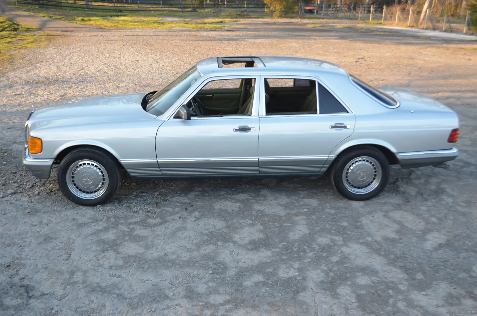 Mercedes-Benz  S 280 S 3
