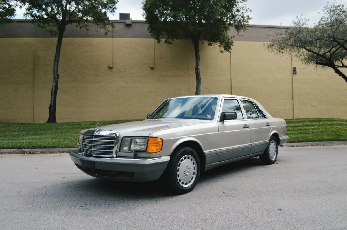 Mercedes-Benz  S 300 2