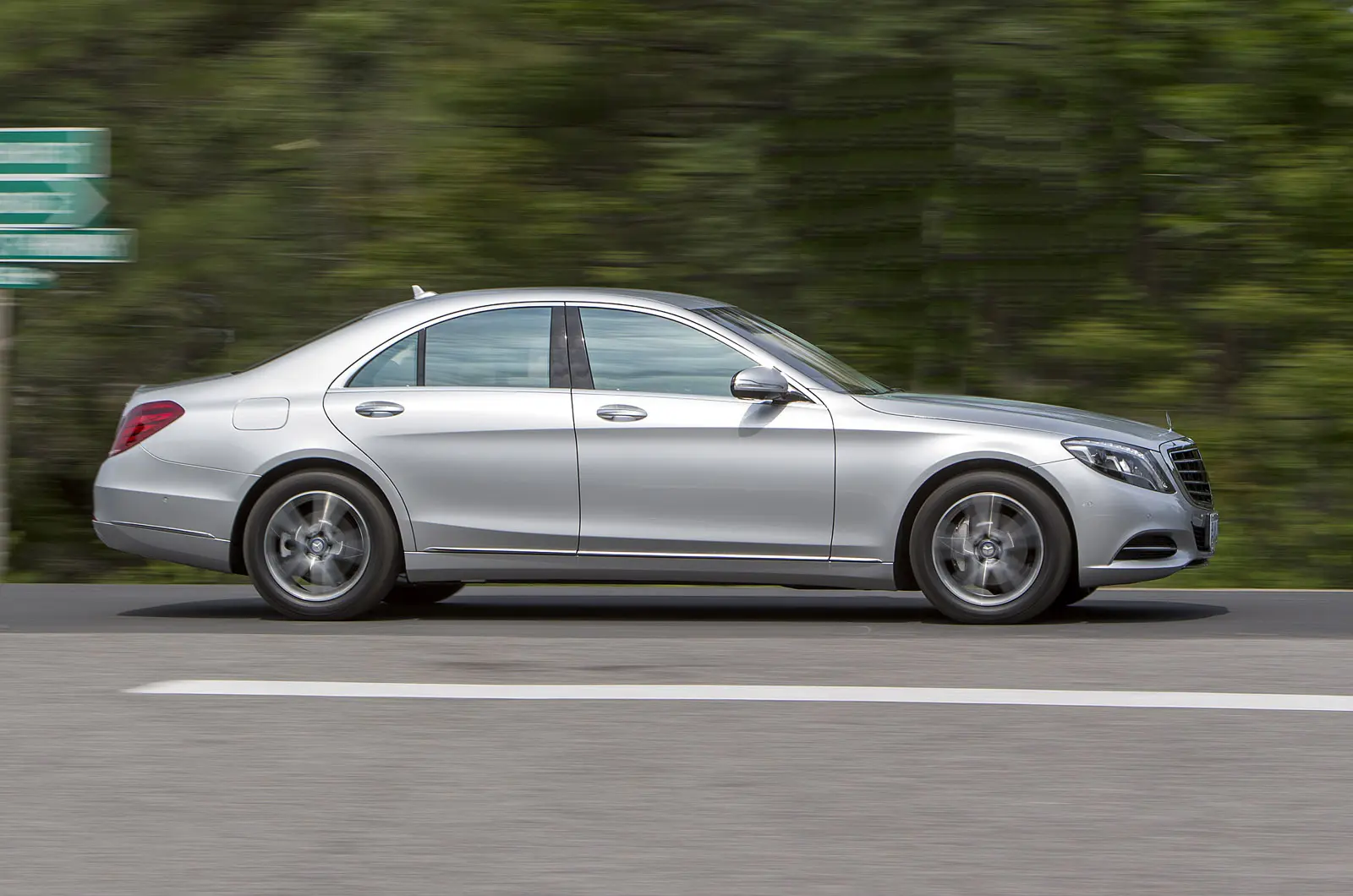 Mercedes-Benz  S 300 BlueTEC Long Hybrid Vizyon 7G-Tronic 4