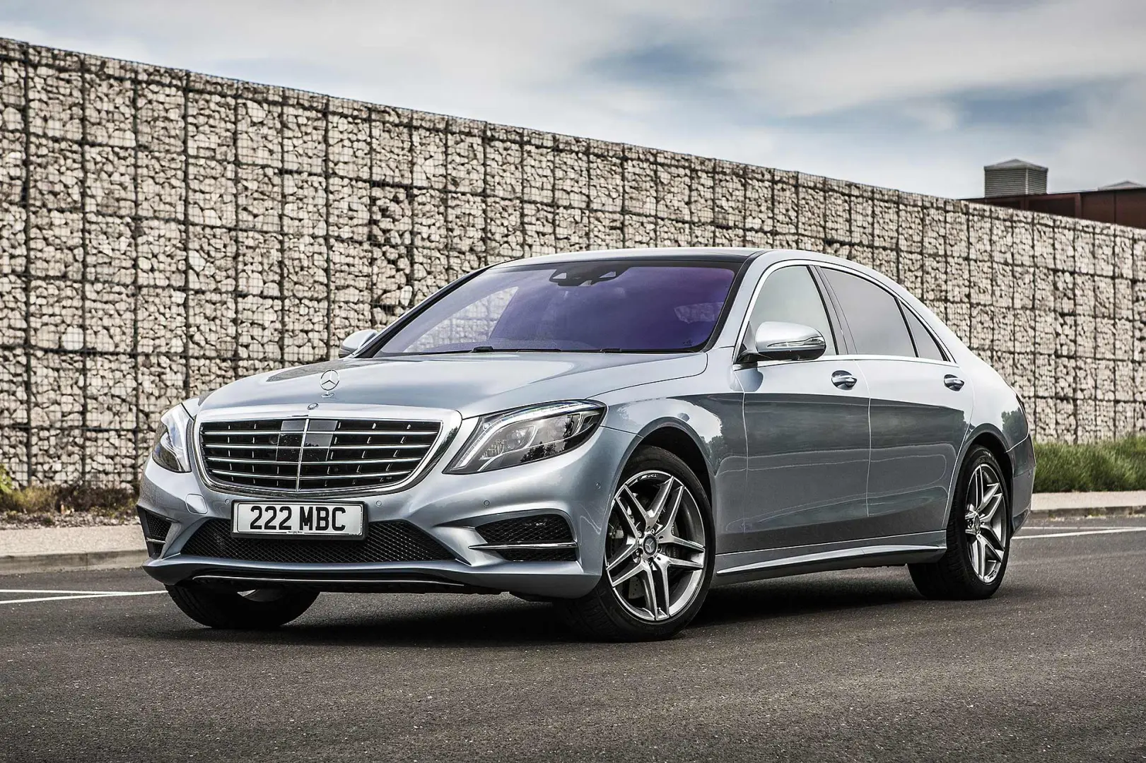 Mercedes-Benz  S 300 TD 5
