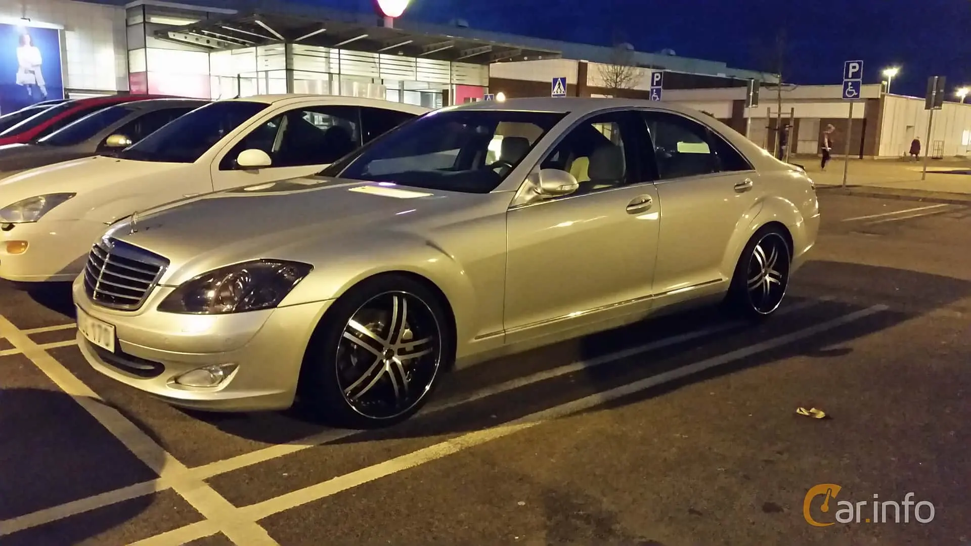 Mercedes-Benz  S 320 CDI 4Matic 6