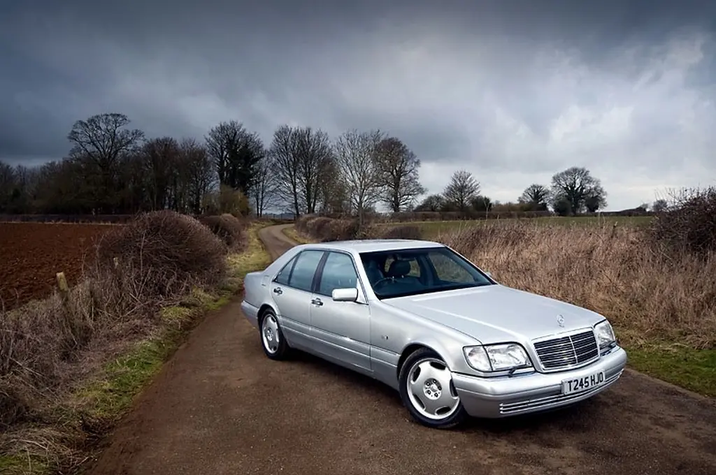 Mercedes-Benz  S 320 Long 4