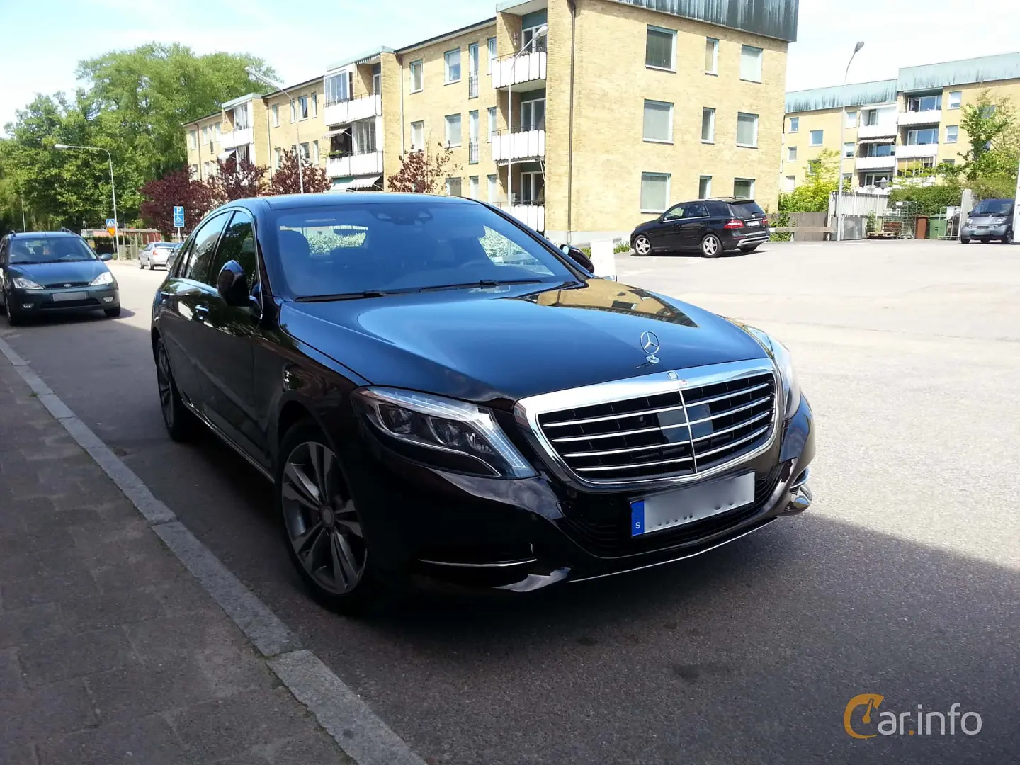 Mercedes-Benz  S 350 BlueTEC 4Matic 7G-Tronic 5