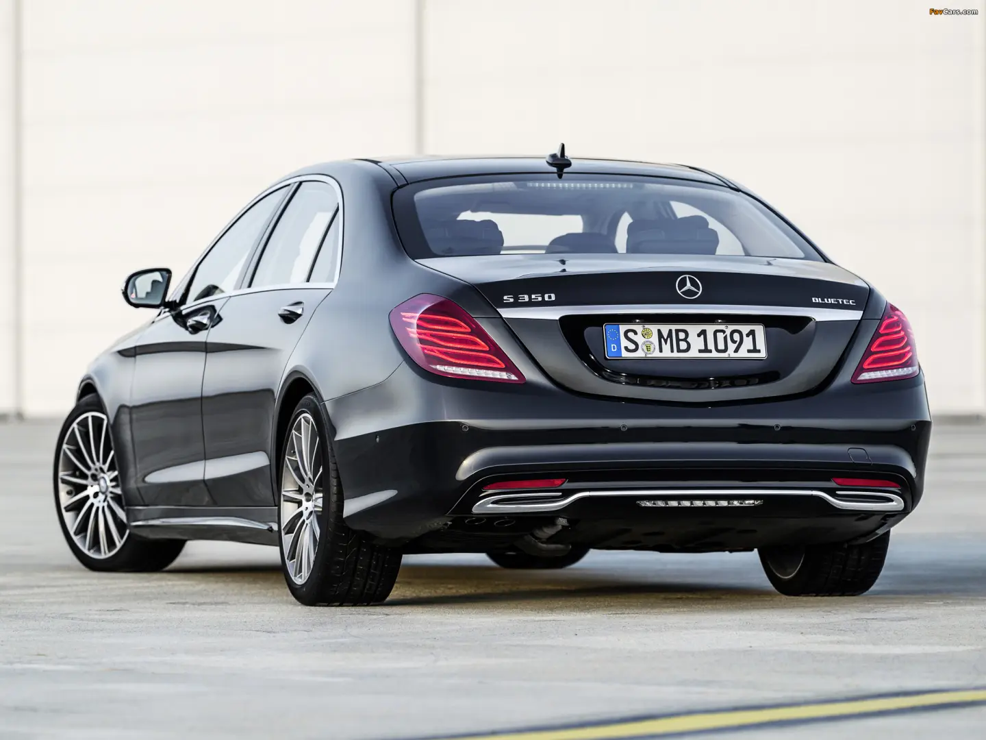 Mercedes-Benz  S 350 BlueTEC AMG 7G-Tronic 5
