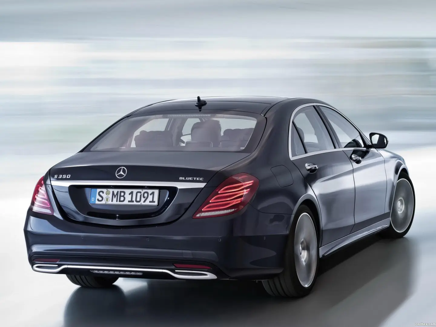 Mercedes-Benz  S 350 BlueTEC AMG 7G-Tronic 5