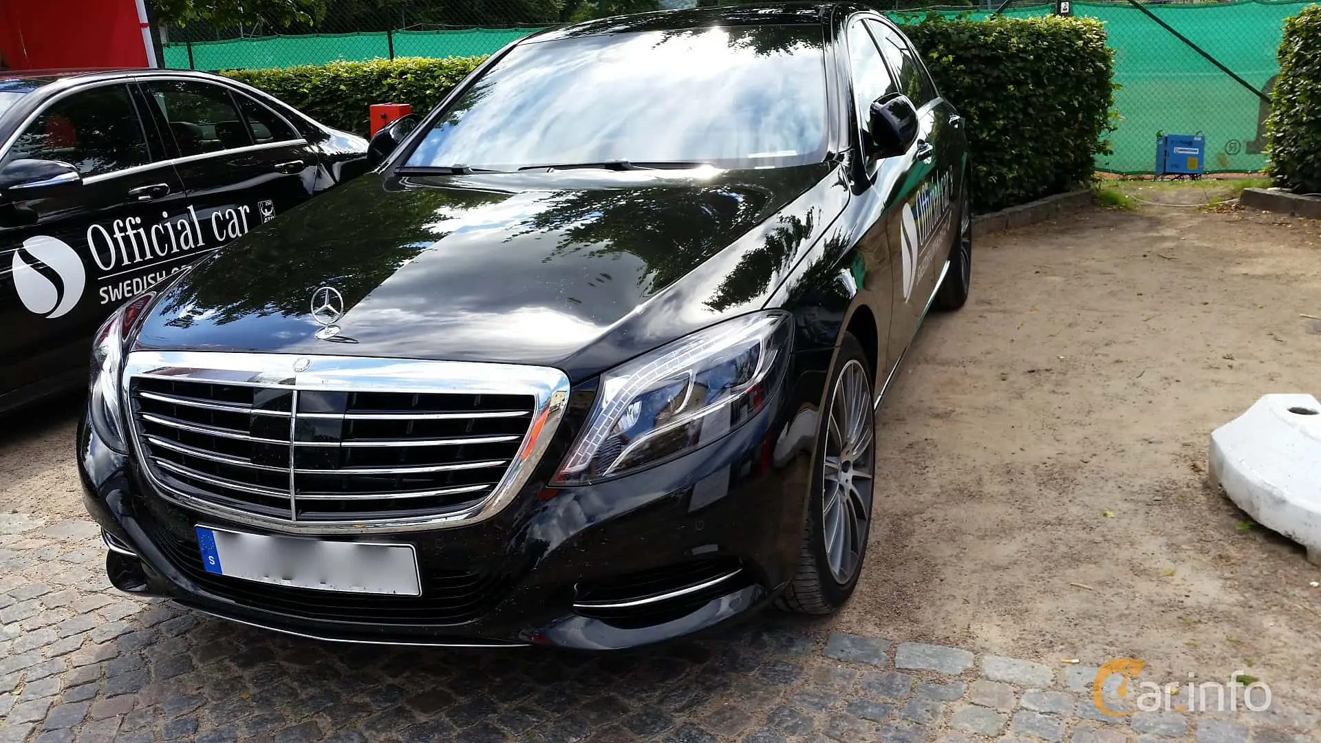 Mercedes-Benz  S 350 BlueTEC 4Matic 7G-Tronic 2