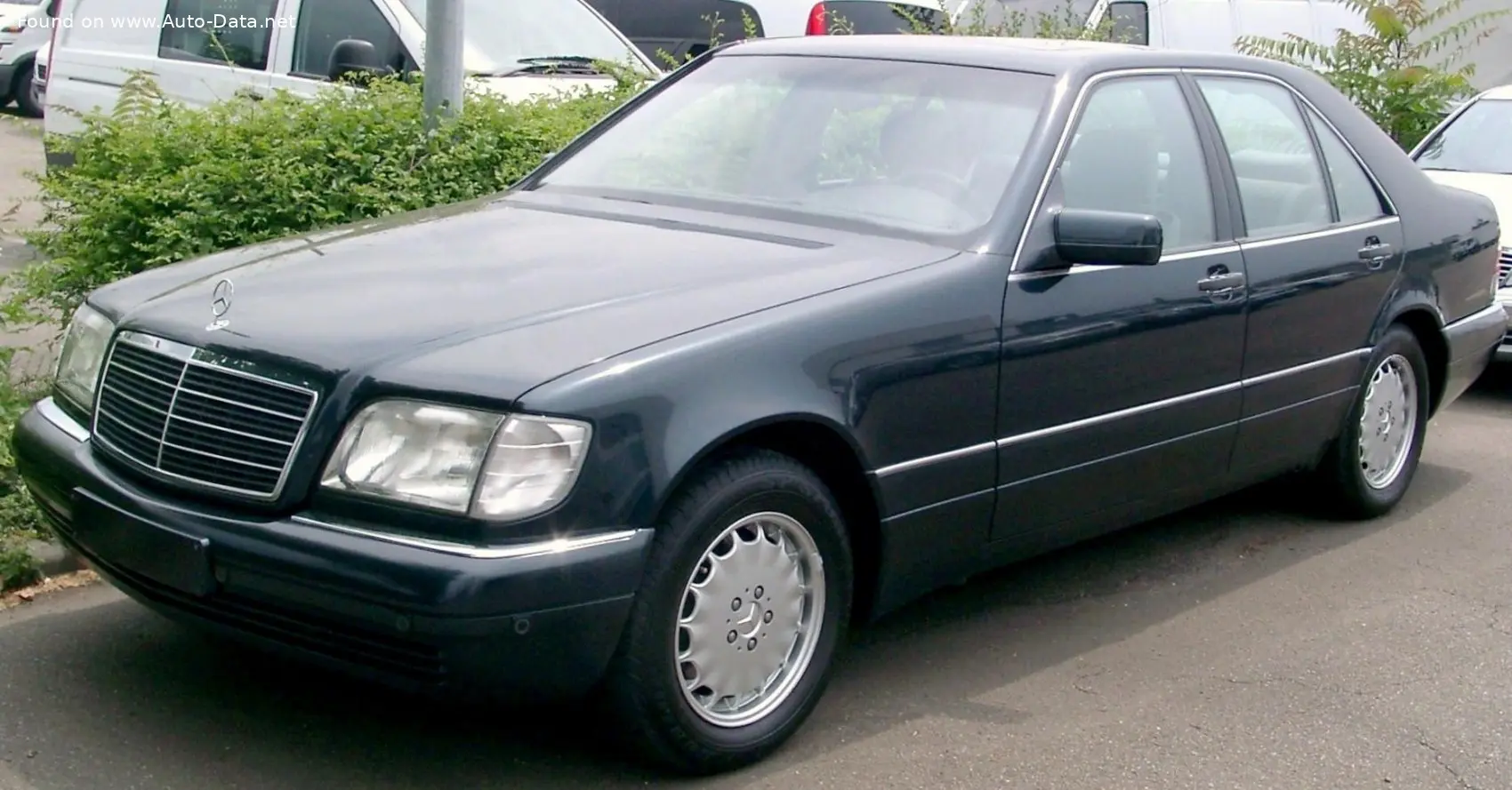 Mercedes-Benz  S 350 TD 1