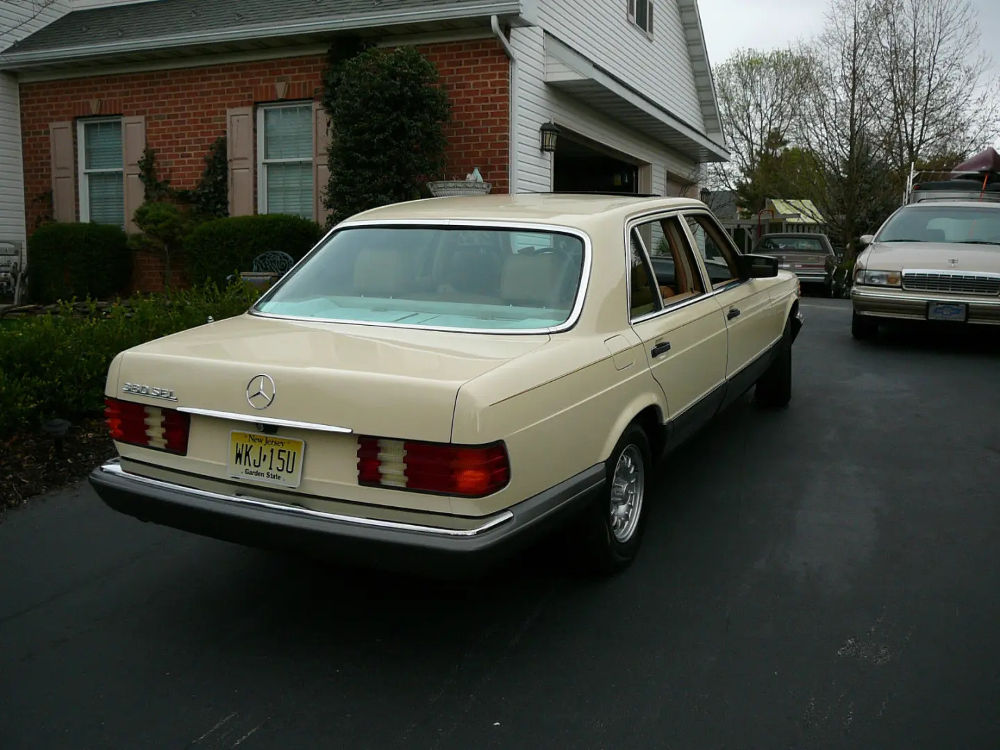 Mercedes-Benz  S 380 SEL 5