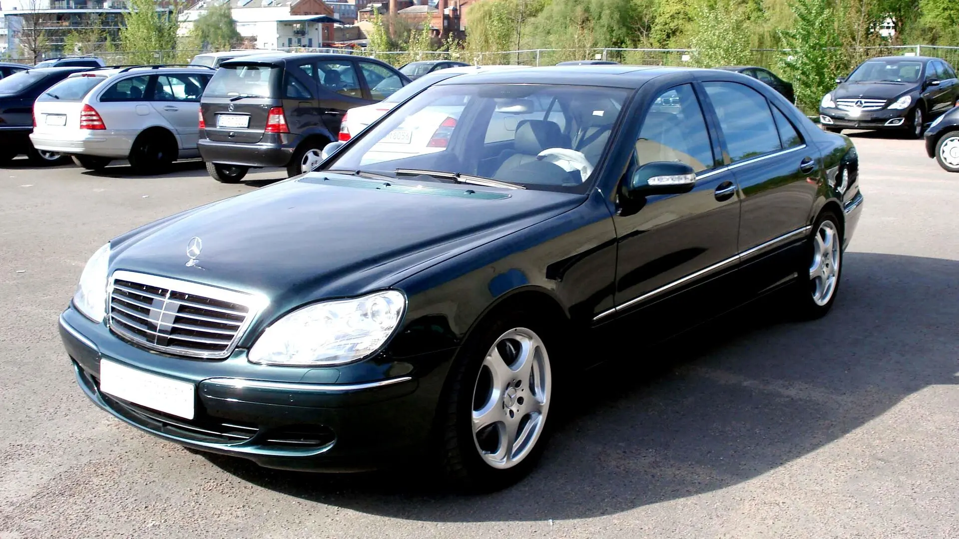 Mercedes-Benz  S 400 CDI 1