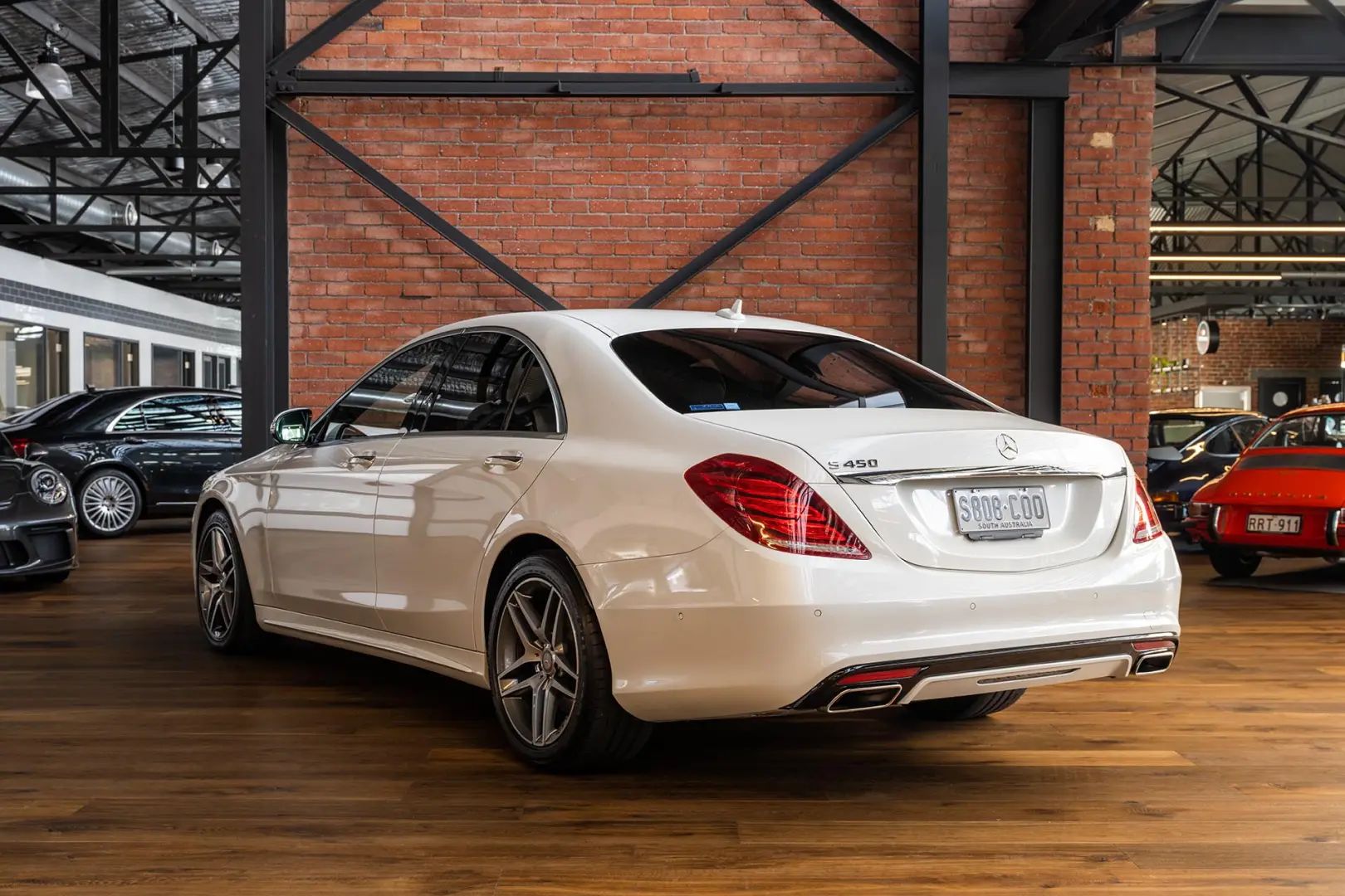 Mercedes-Benz  S 400 Hybrid 7G-Tronic 0