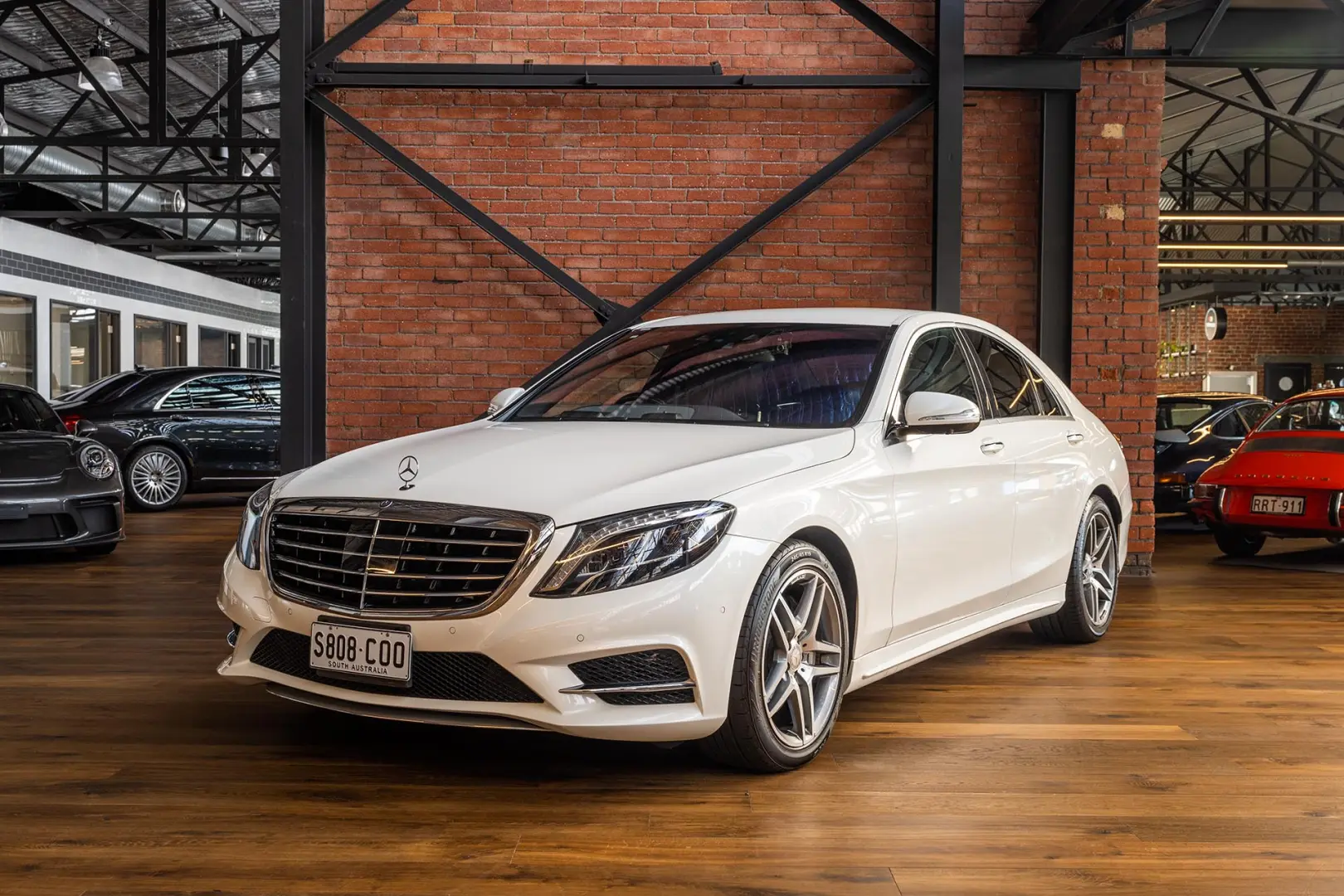 Mercedes-Benz  S 400 Hybrid 7G-Tronic 5