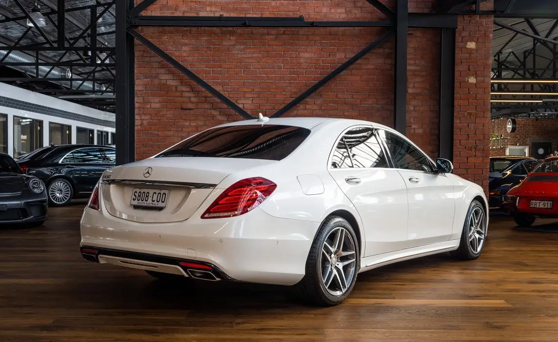Mercedes-Benz  S 400 Hybrid 7G-Tronic 7