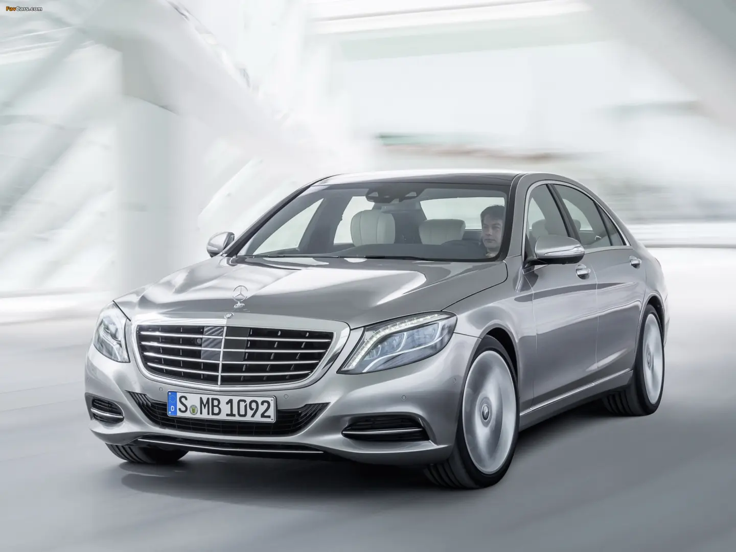 Mercedes-Benz  S 400 Long Hybrid Vizyon 7G-Tronic 2