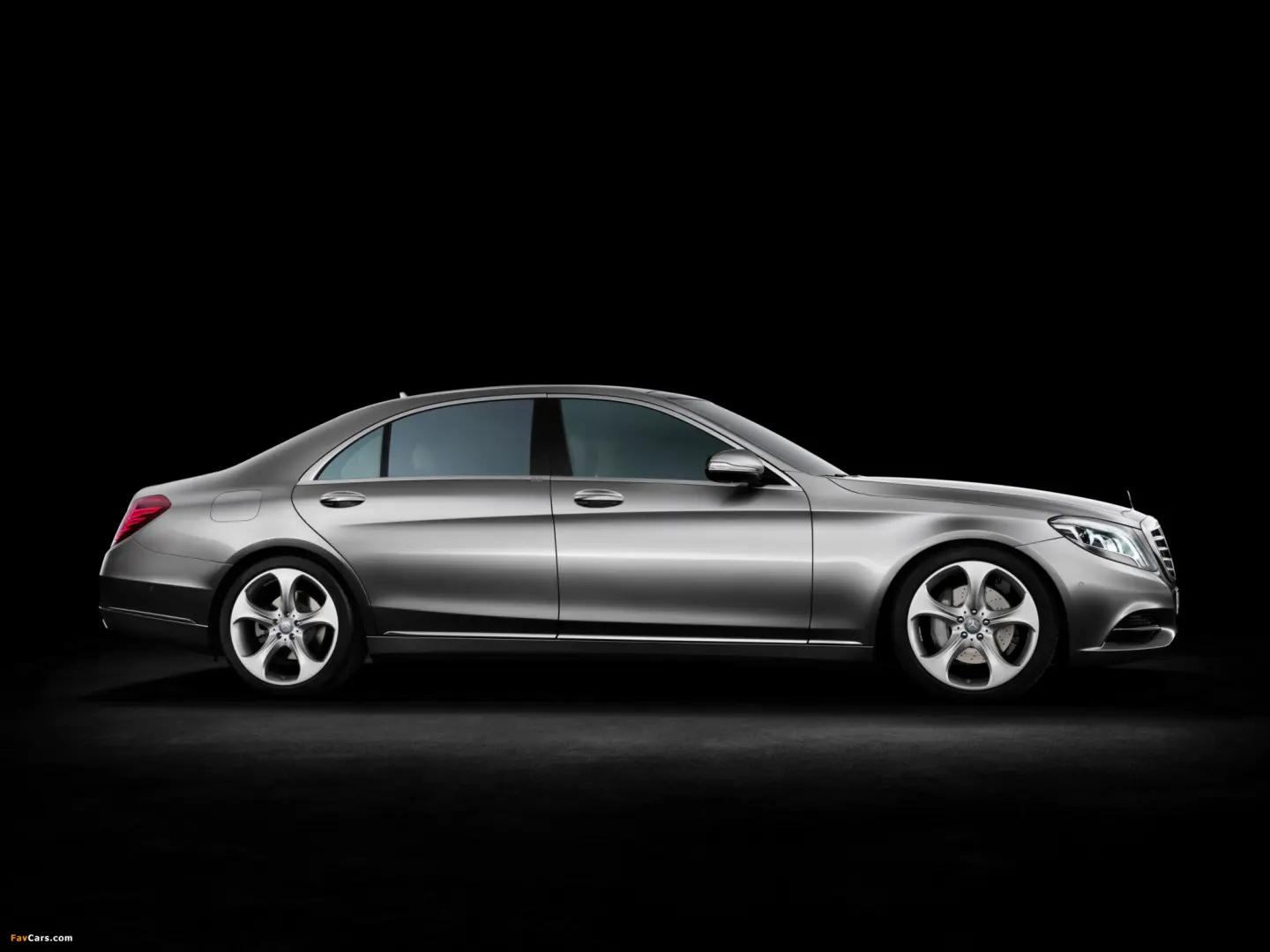 Mercedes-Benz  S 400 Long Hybrid Vizyon 7G-Tronic 4
