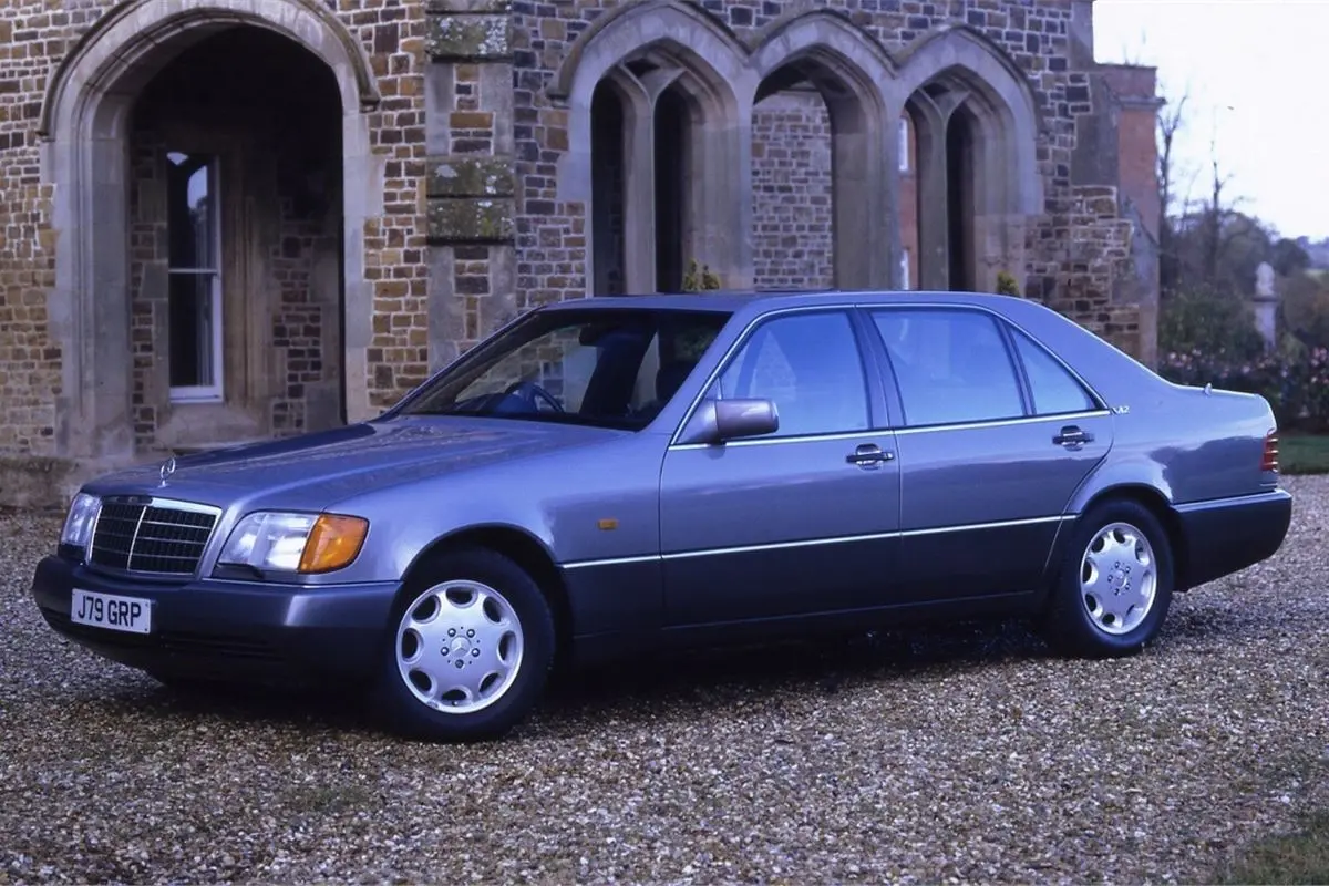 Mercedes-Benz  S 400 SE 6