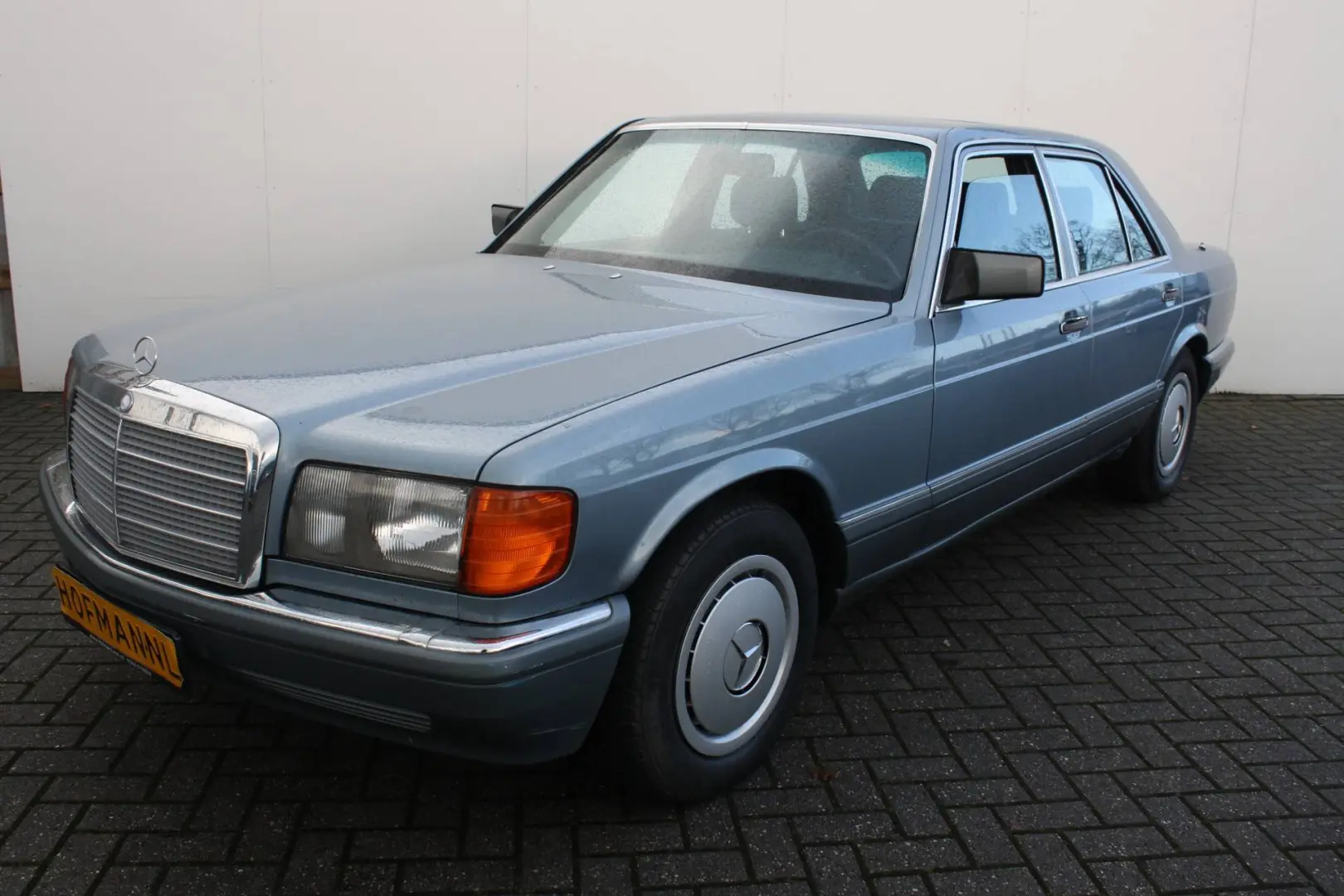 Mercedes-Benz  S 420 SEL 5