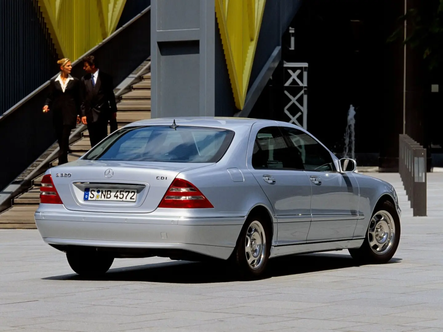 Mercedes-Benz  S 430 3