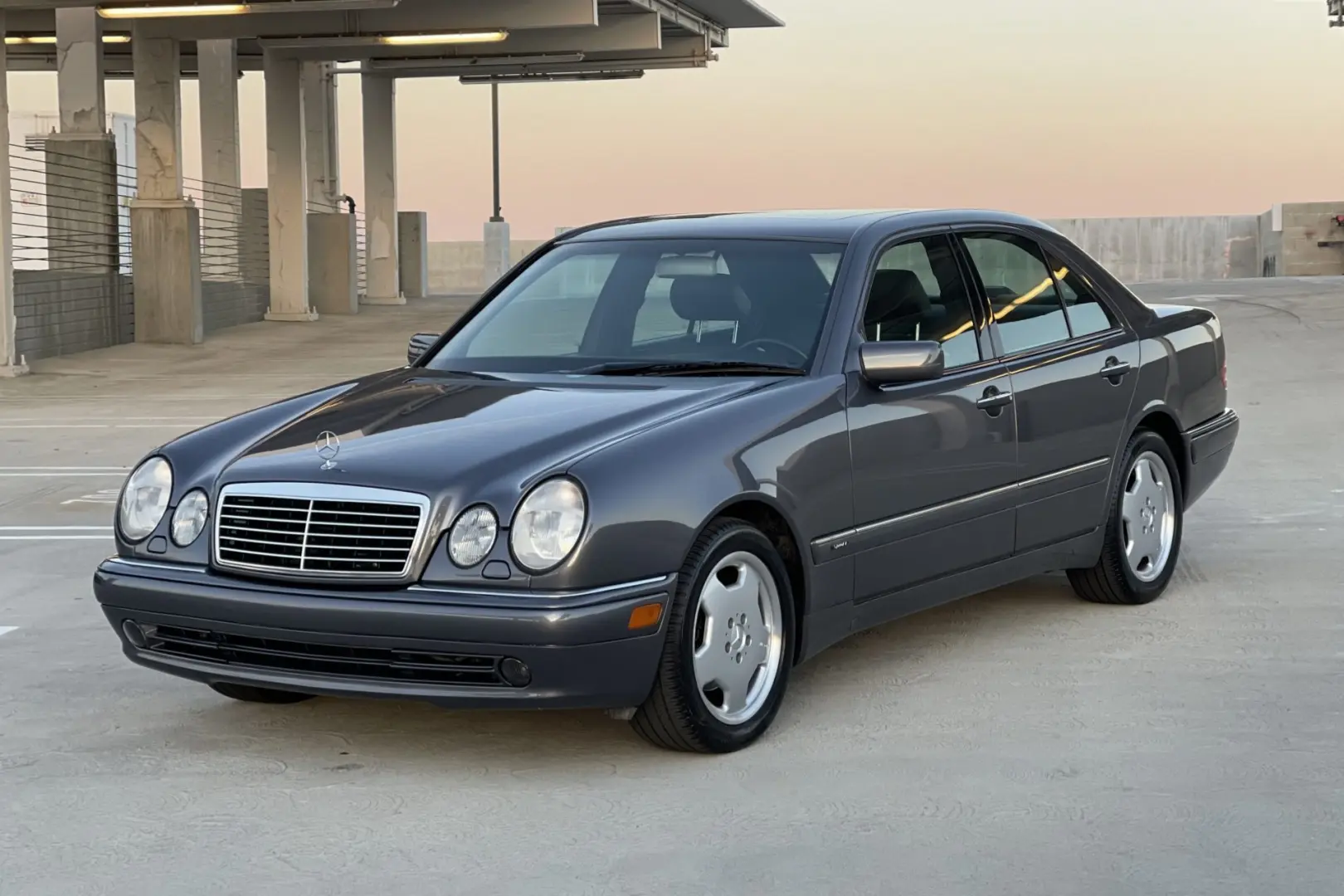Mercedes-Benz  S 430 6