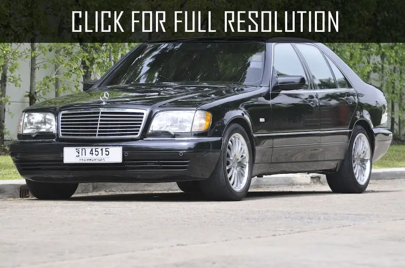 Mercedes-Benz  S 320 Long 1