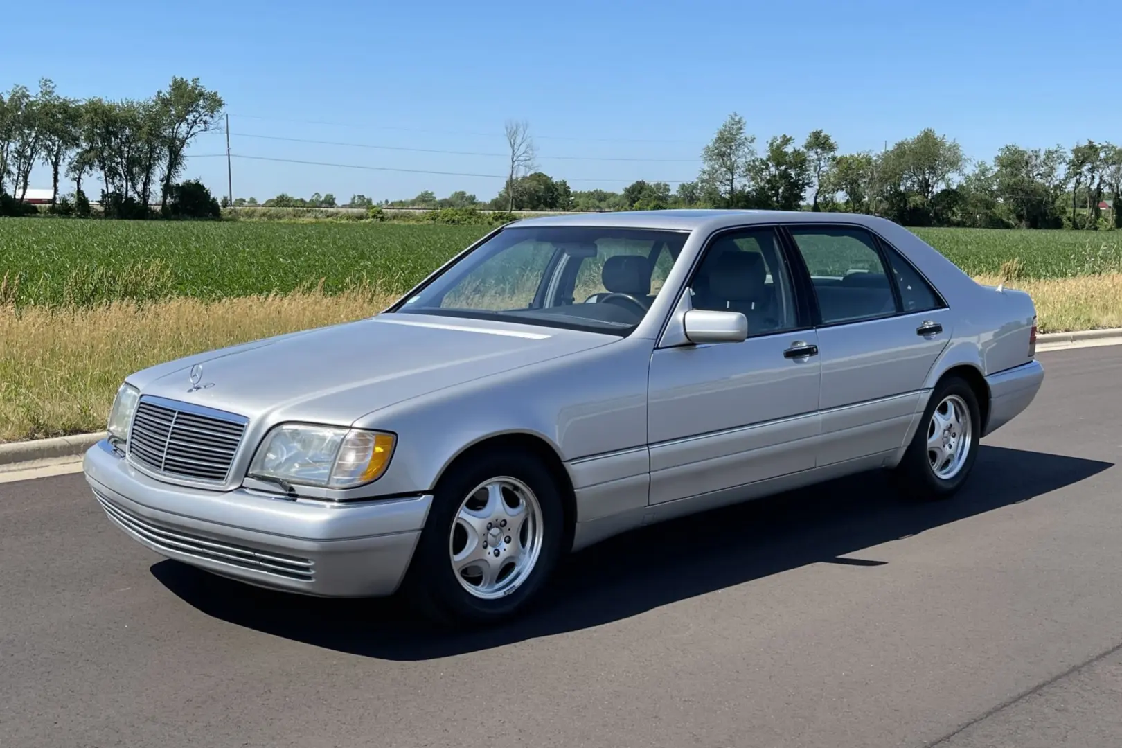 Mercedes-Benz  S 500 0
