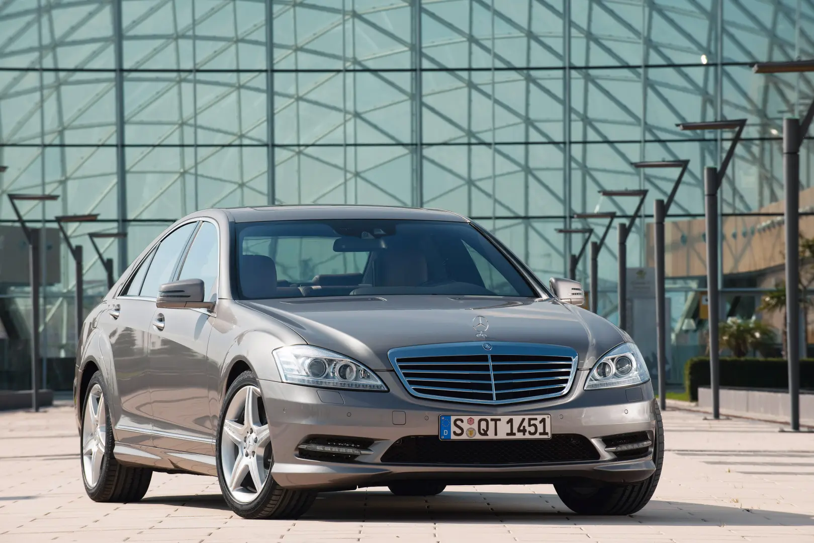 Mercedes-Benz  S 500 Long 4Matic Prestige 6