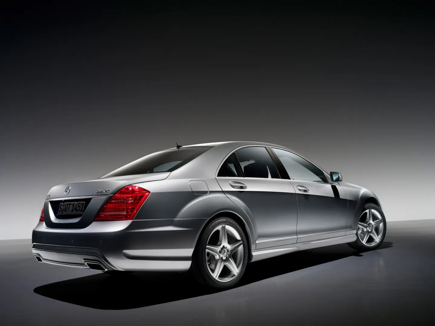 Mercedes-Benz  S 500 Long Prestige 0