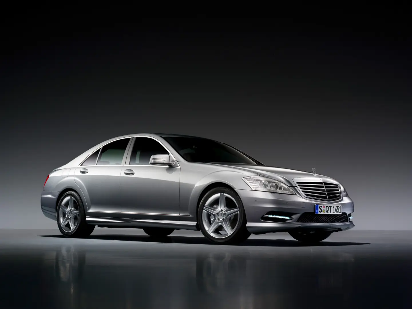Mercedes-Benz  S 500 Long Prestige 1