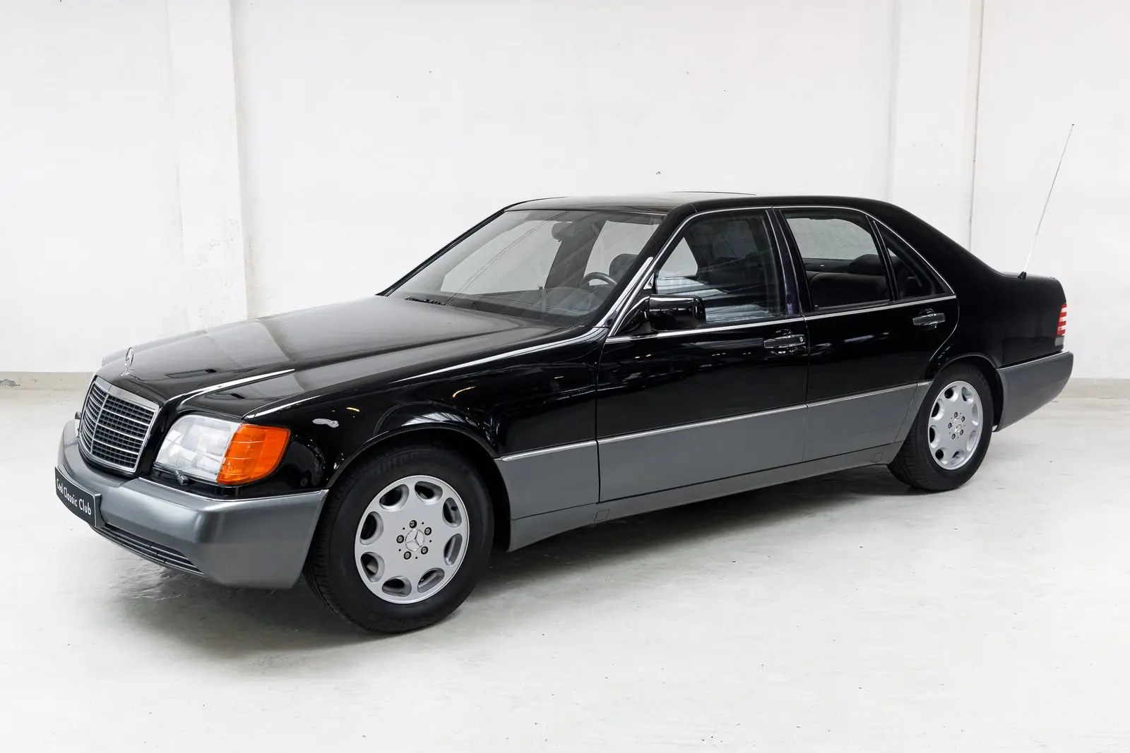 Mercedes-Benz  S 500 SE 0
