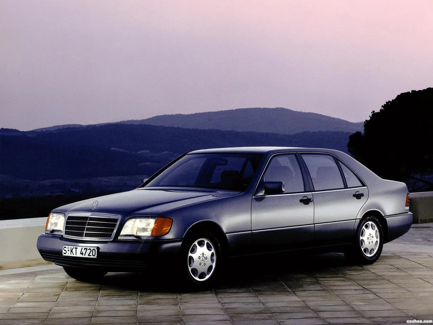 Mercedes-Benz  S 500 SEL 1